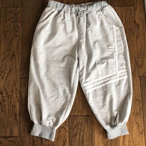 Mooncolour men’s Capri sweats